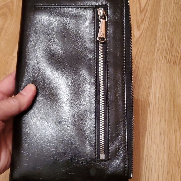 Wallet clutch with strap - Picture 13 of 13